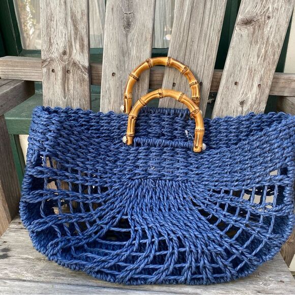BTB Los Angeles Straw Blue Woven Tote Bag with Bamboo Handles - Picture 2 of 13